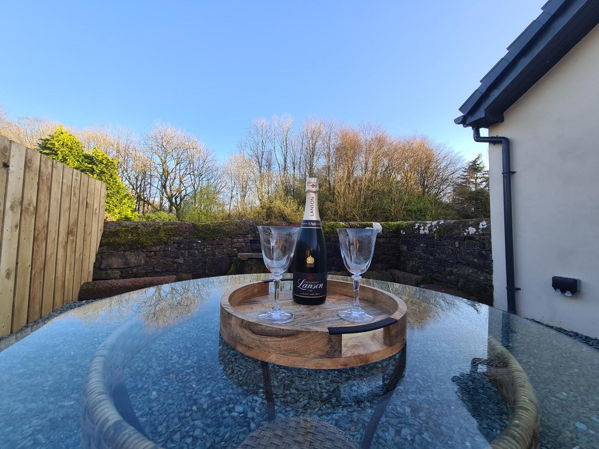 The Nest By Blake View Holidays, A Peaceful Boutique Retreat, 3 Miles From Ennerdale- Small Twin Or King Bed Available Rowrah Exterior photo